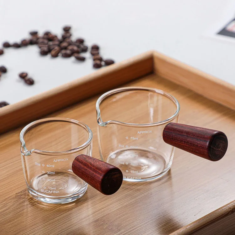 One Spouts Measuring Triple Pitcher Milk Cup with Wood Handle 40ML 75ML 150ml Espresso Shot Glasses Parts Clear Glass dispenser