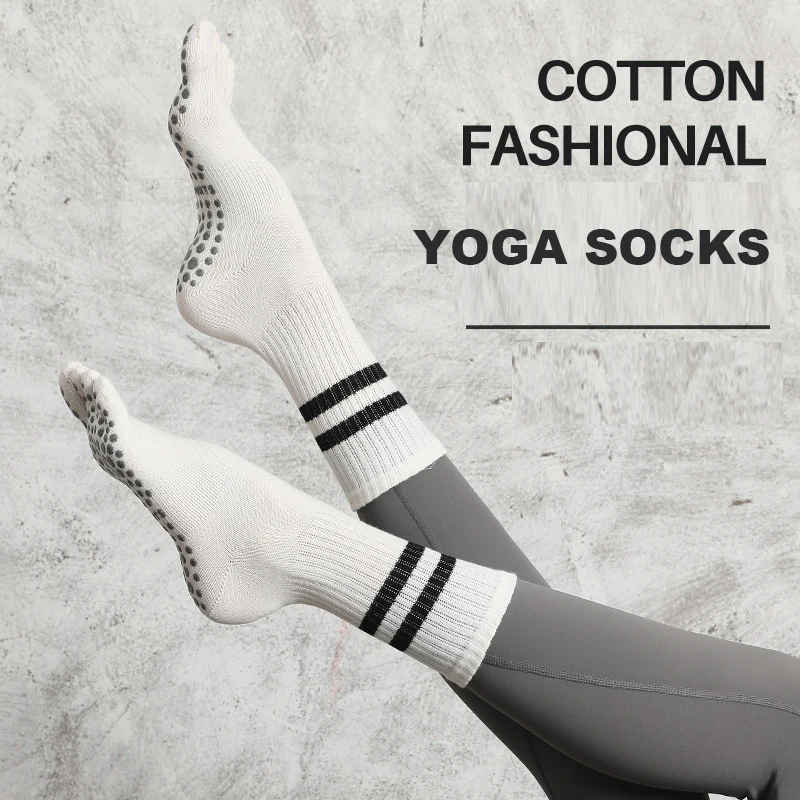 Wholesale custom LOGO women barre dance sticky grip yoga socks Cotton Pilates Fitness Non Skid  Crew Grip Ballet Socks