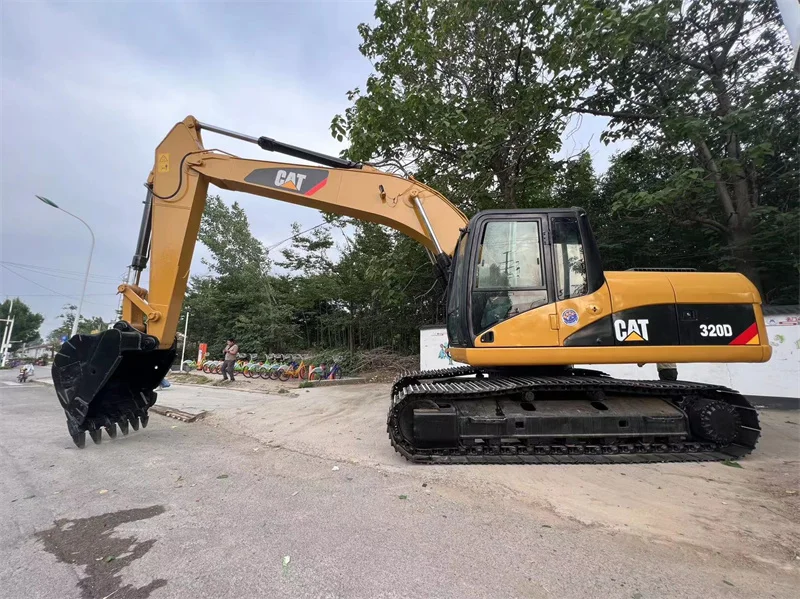 Brilliant Performance Second Hand Used Excavator Cat 320 Model For Heavy Work Sale Good Condition From Japan