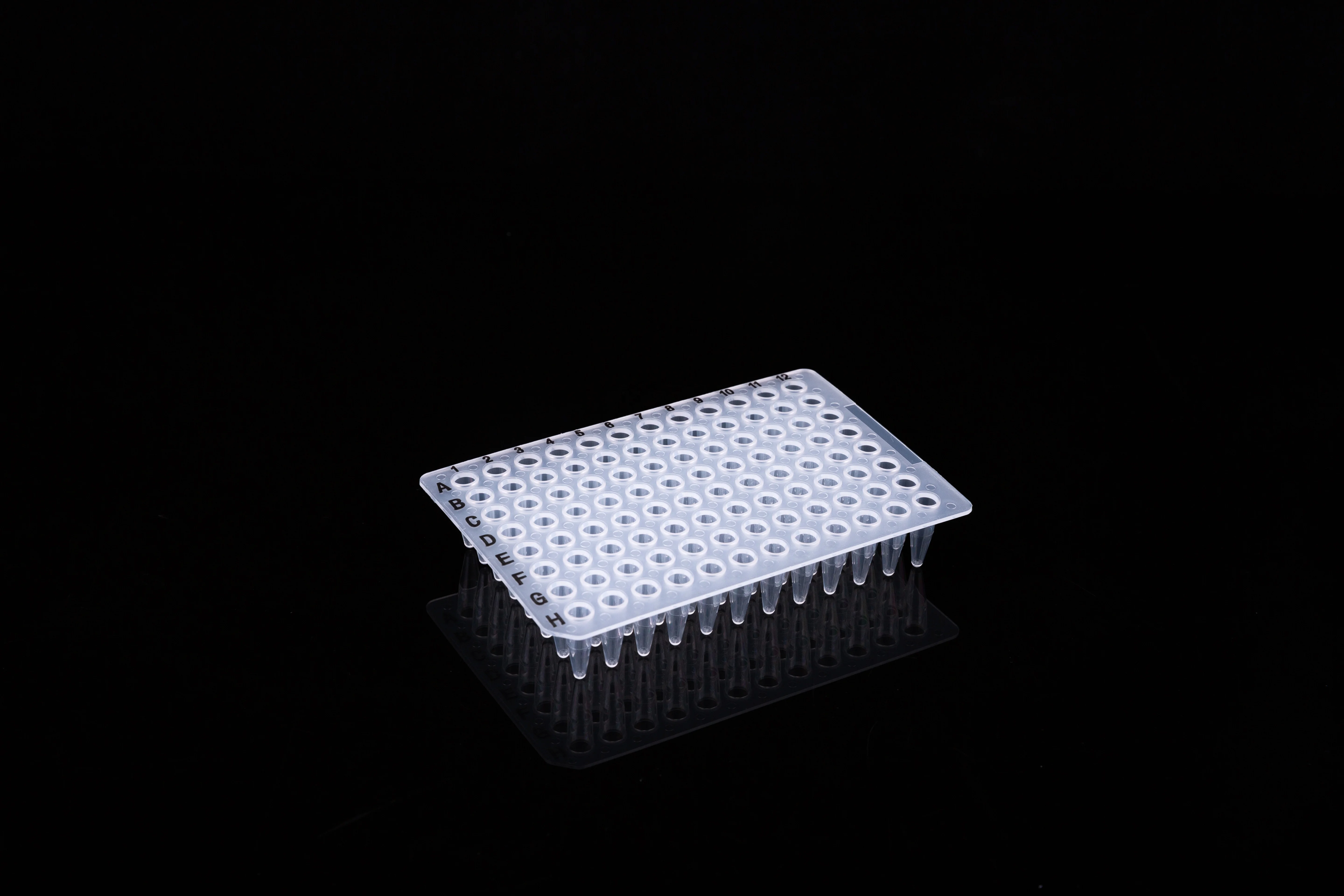 lab consumables No Skirt Transparent pcr test polypropylene 0.2ml 96-Well Pcr Plate