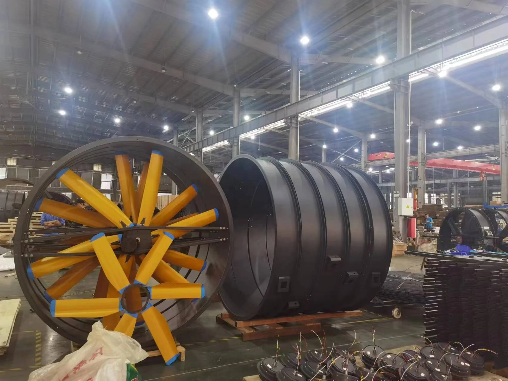 Quality guarantee 6.56ft diameter New Type Portable High Strength Aluminum Blades Large Floor Fans