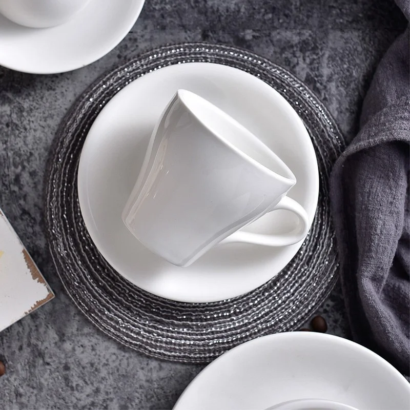 Wedding White Handle 90 ml Vajilla Porcelain Espresso Cup For Restaurant Custom Brand LOGO 3OZ 7OZ 10OZ Ceramic Coffee Cup Sets