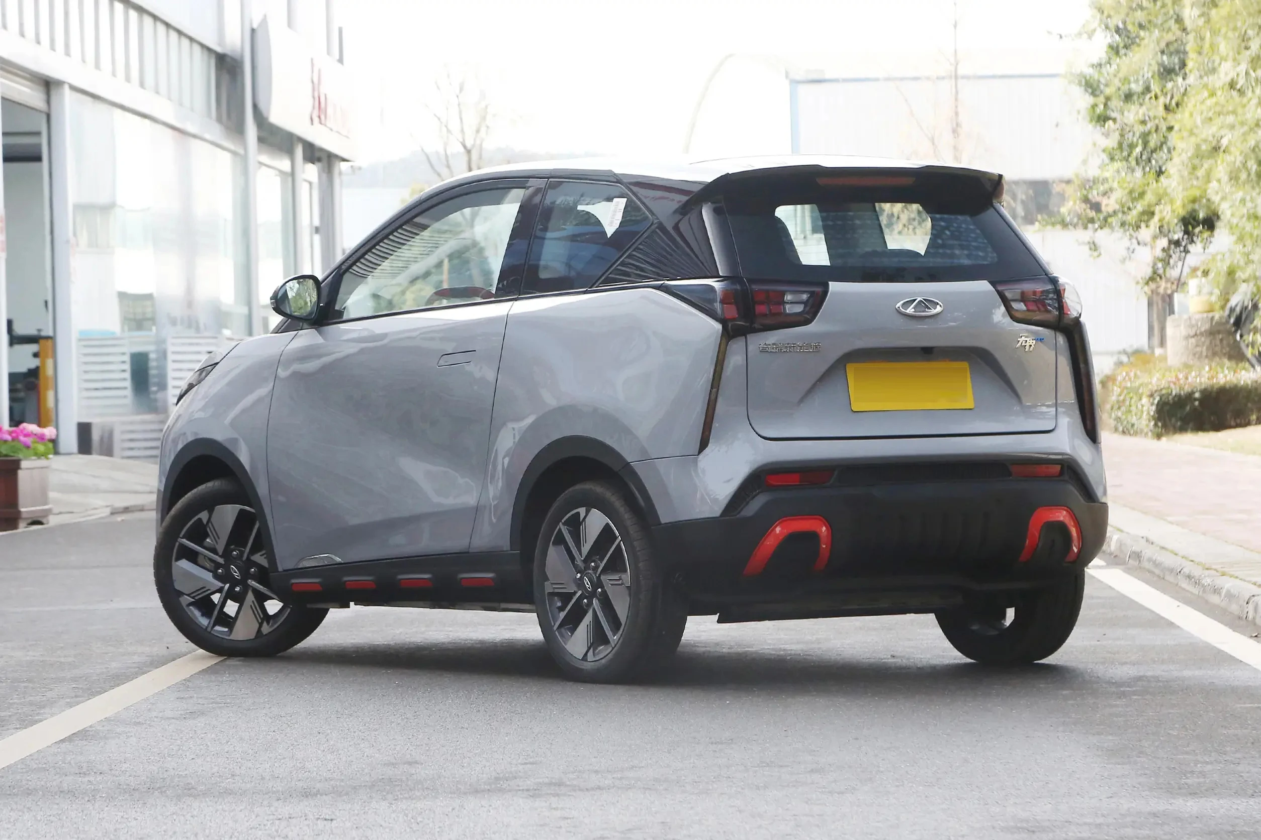 High quality electric new cars for sale made in China Chery qq Wujie PRO 301km 2WD Warcraft Edition new electric cars