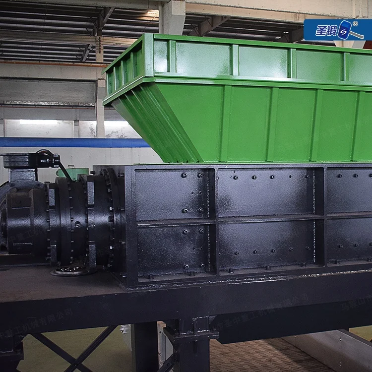 Double shaft shredder for PVC-Profiles / plastic window frame