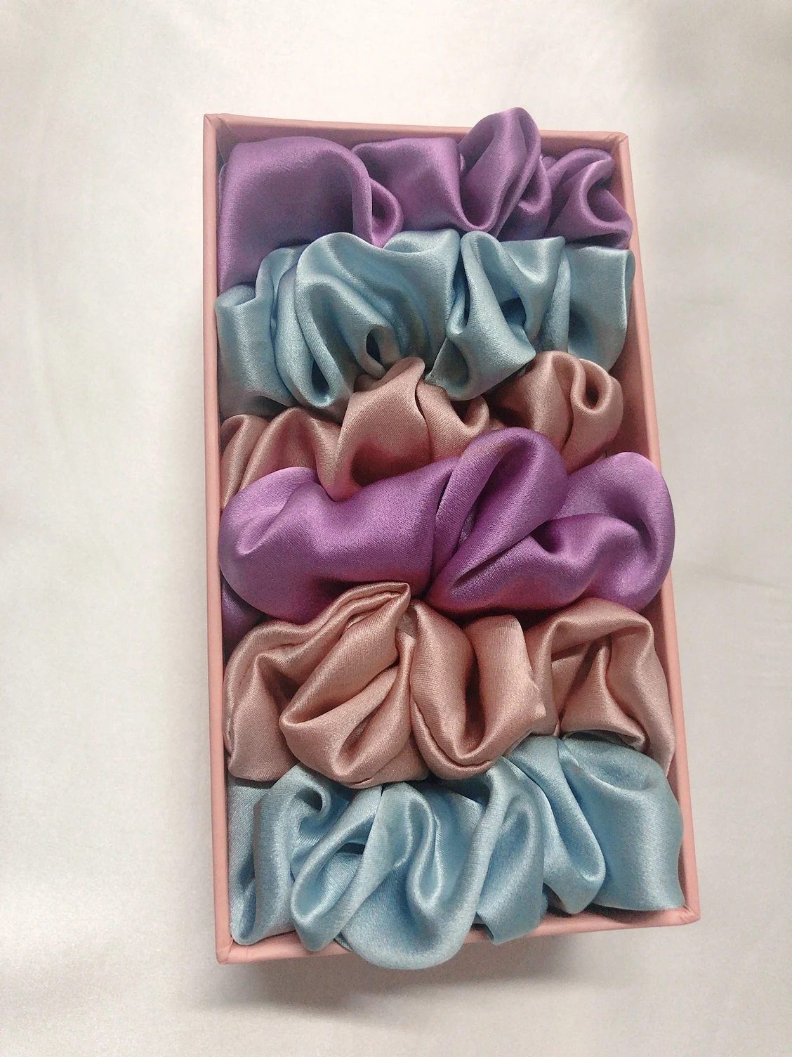Big size 100% silk scrunchies or silk headband from China factory custom box