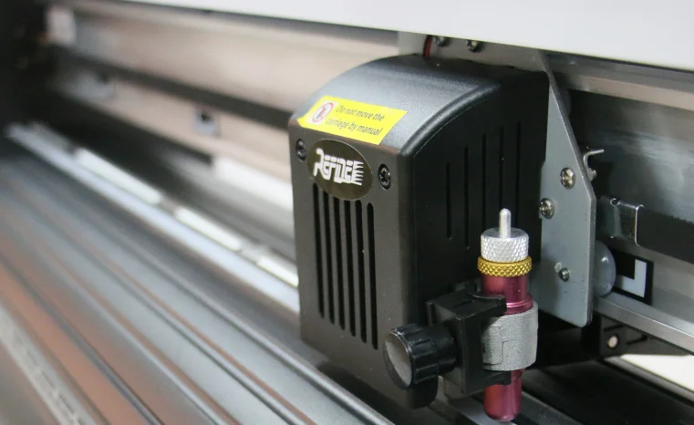 JINKA 48' HE720 Semi-auto Contour Cutting Plotter With Software