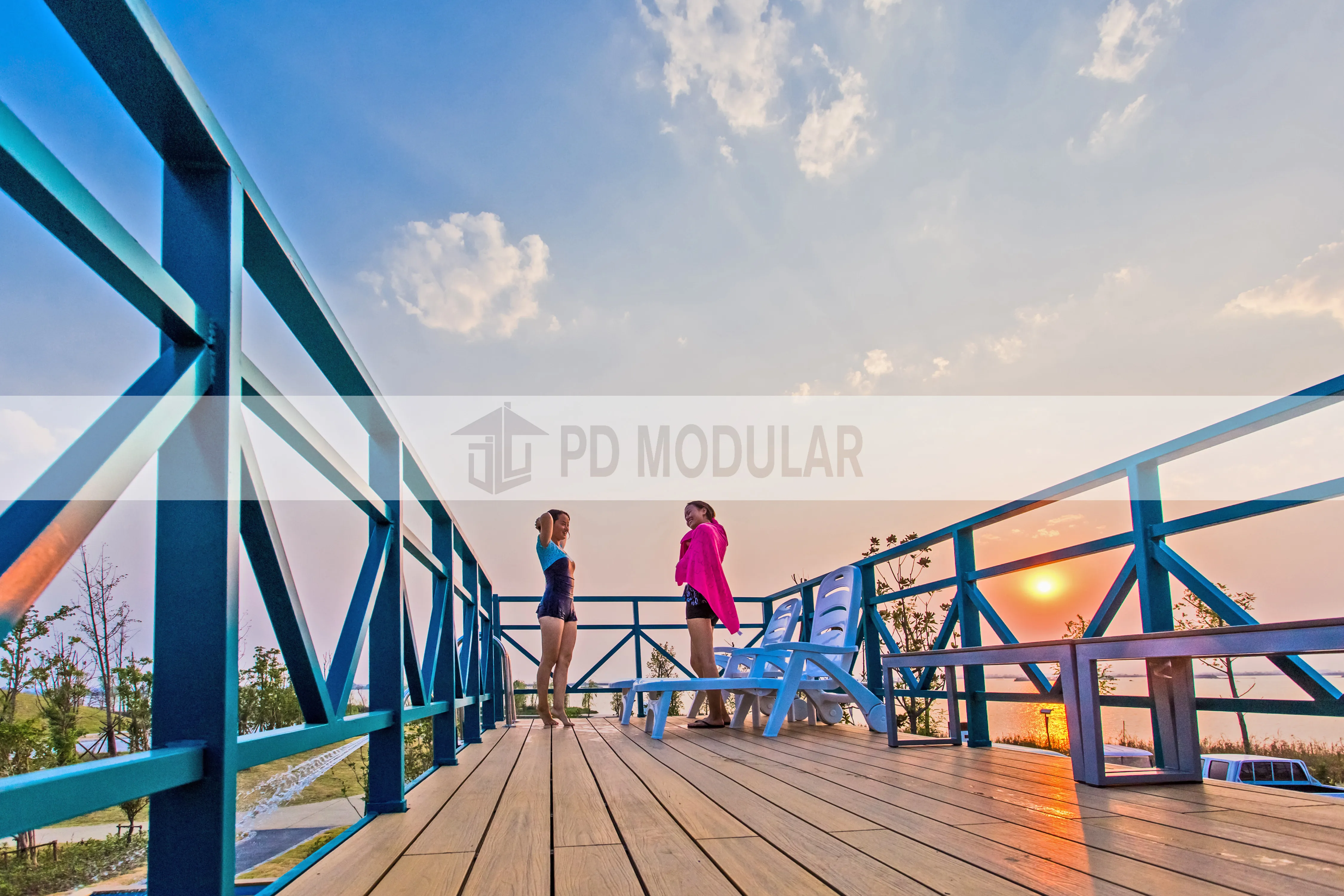 Custom size portable mobile outdoor  container pool swimming pools with acrylic glass and colorful light