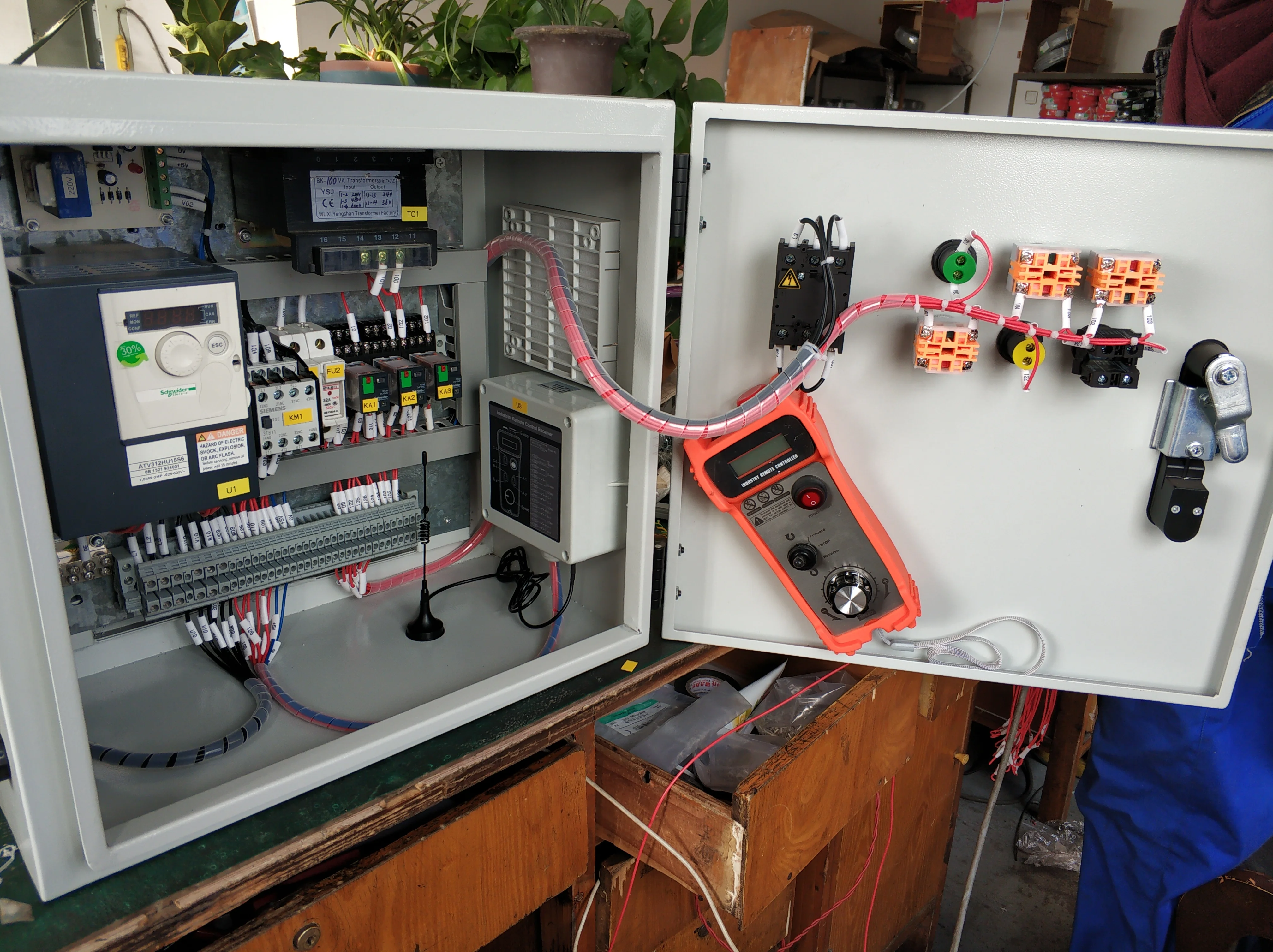 Self-aligned welding rotator/roller beds/small welding rotator