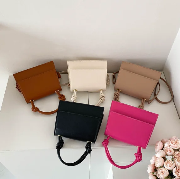 Best-selling Design Retro Leather Cross Body Bag for Women Solid Color Shoulder Bag Flip Flap Hasp Messenger Bag
