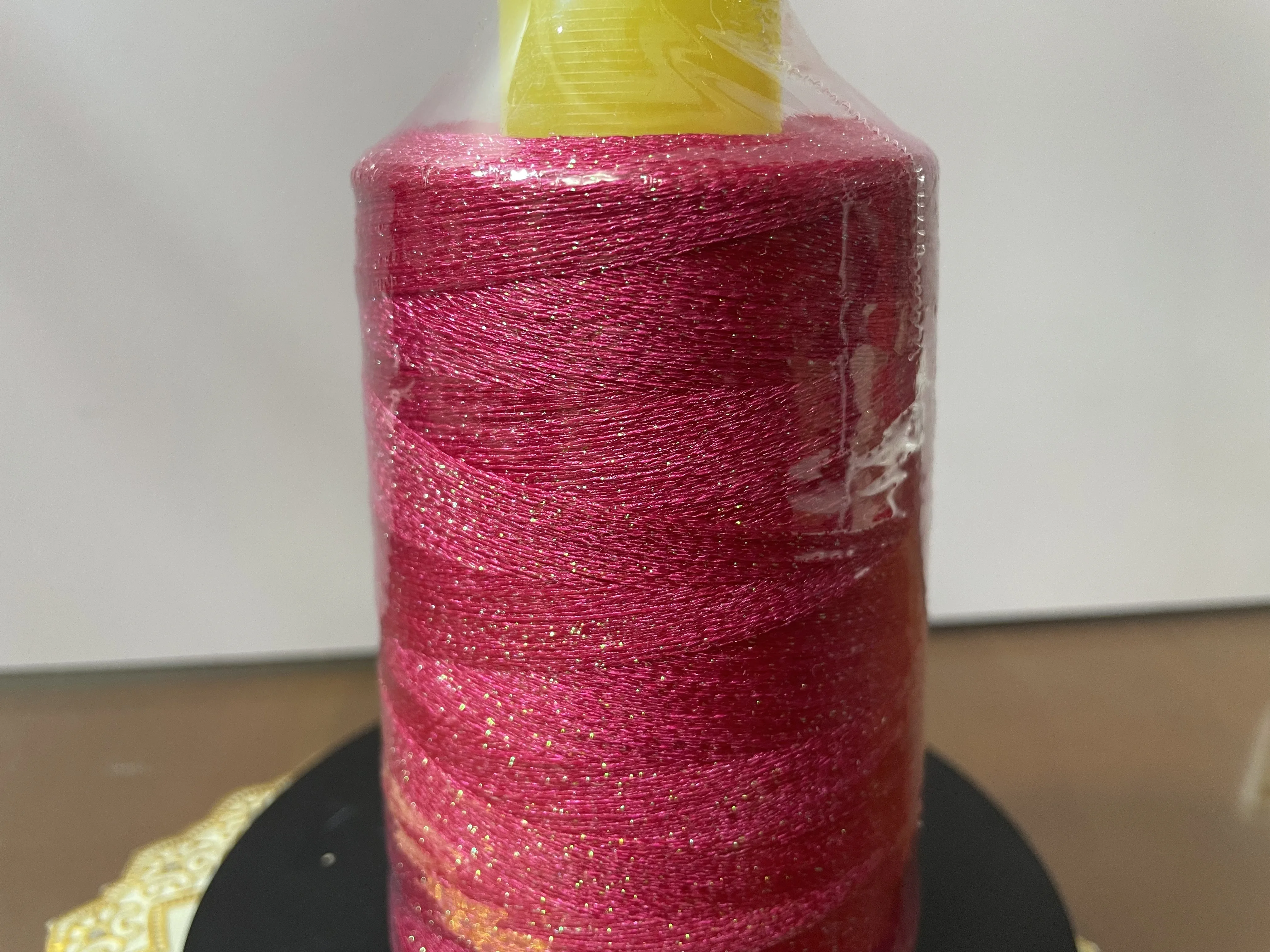 Lot Stock 720 Colors 100% Polyester Manufacturer Glossy Embroidery Thread For Machine Embroidery Delivery Fast