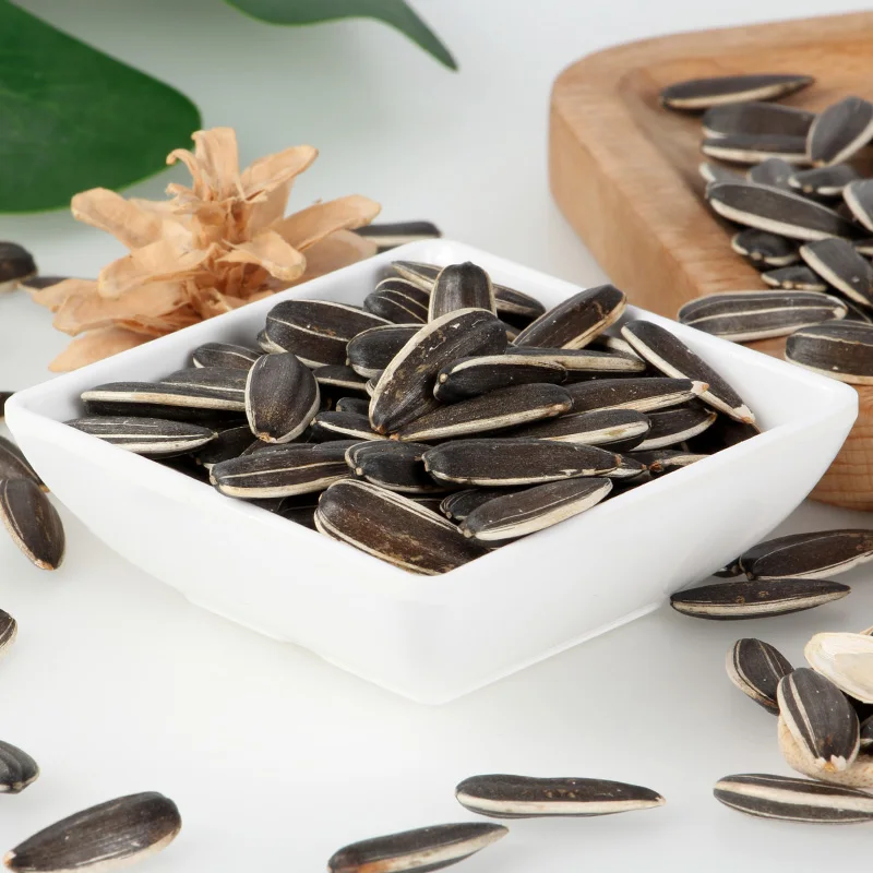 wholesale striped sunflower seeds Sunflower seed roasted seeds and nuts snacks authentic guarantee