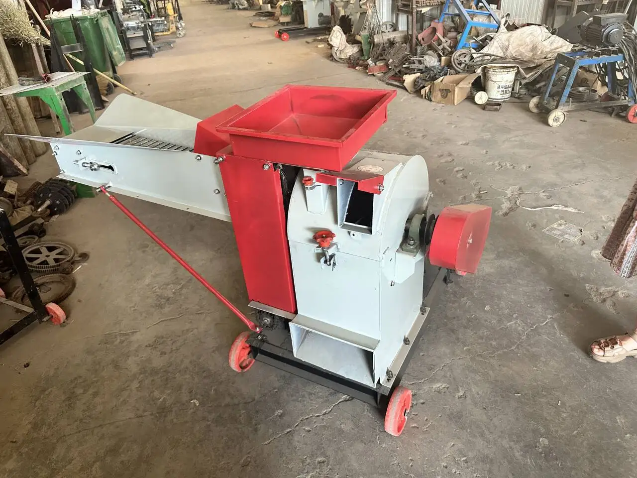 Corn wheat straw hay feed silage shredder chaff shredder making chaff cutter grass straw forage chopper feed processing machine