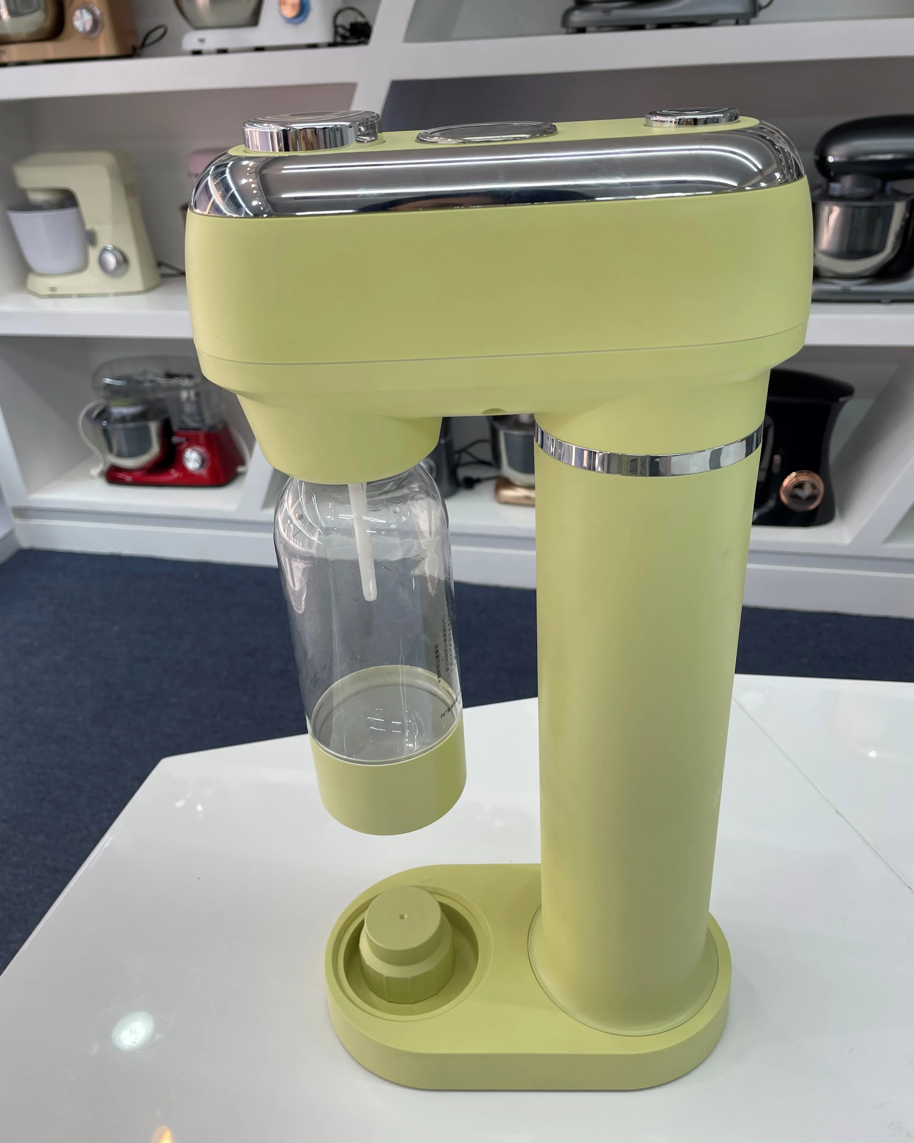 Home Portable  Soft Drink Gas Automatic Soda And Sparkling Water Maker with  Aluminum Cylinder