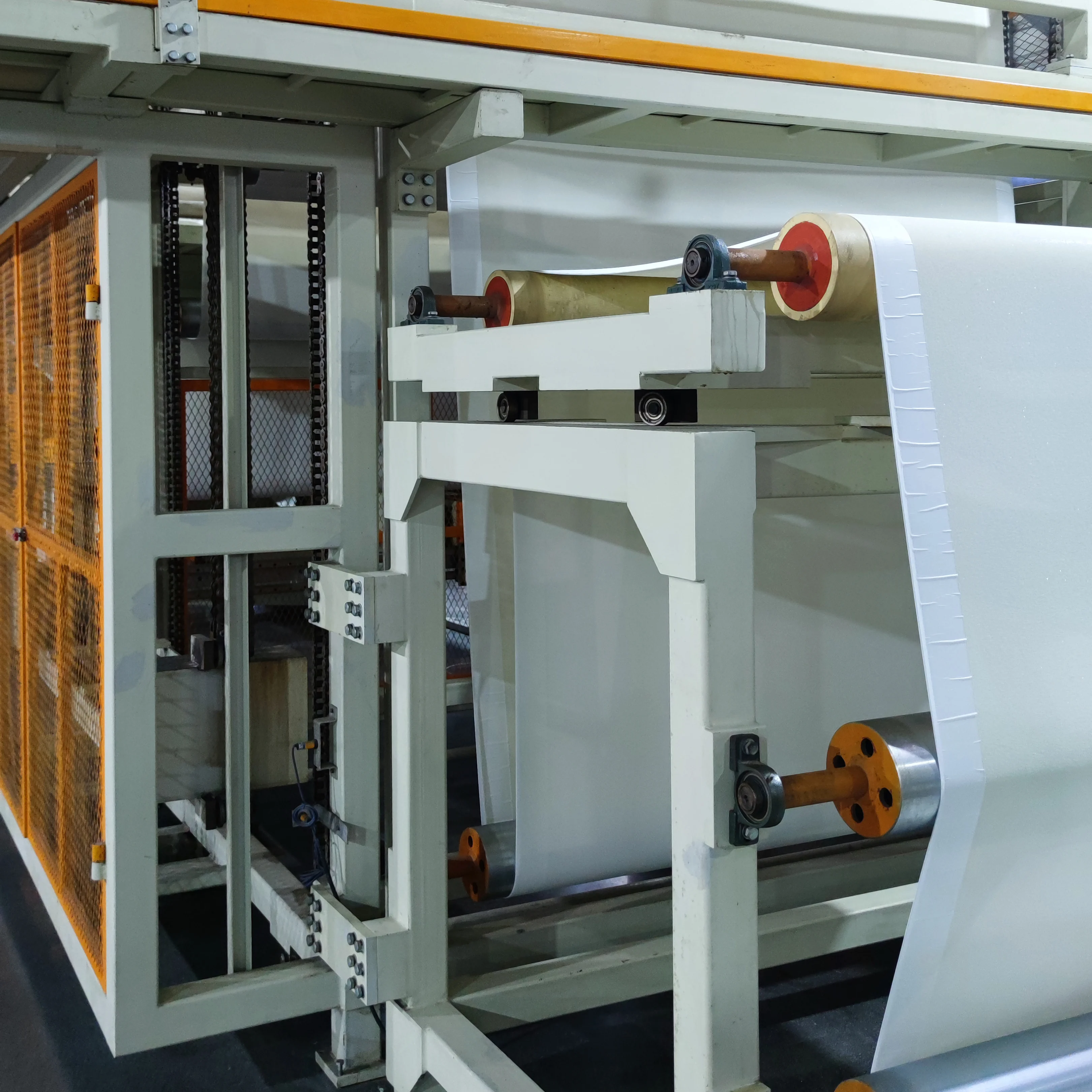 1.2mm 2m HDPE underground waterproofing membrane sand cover waterproof roof membranes