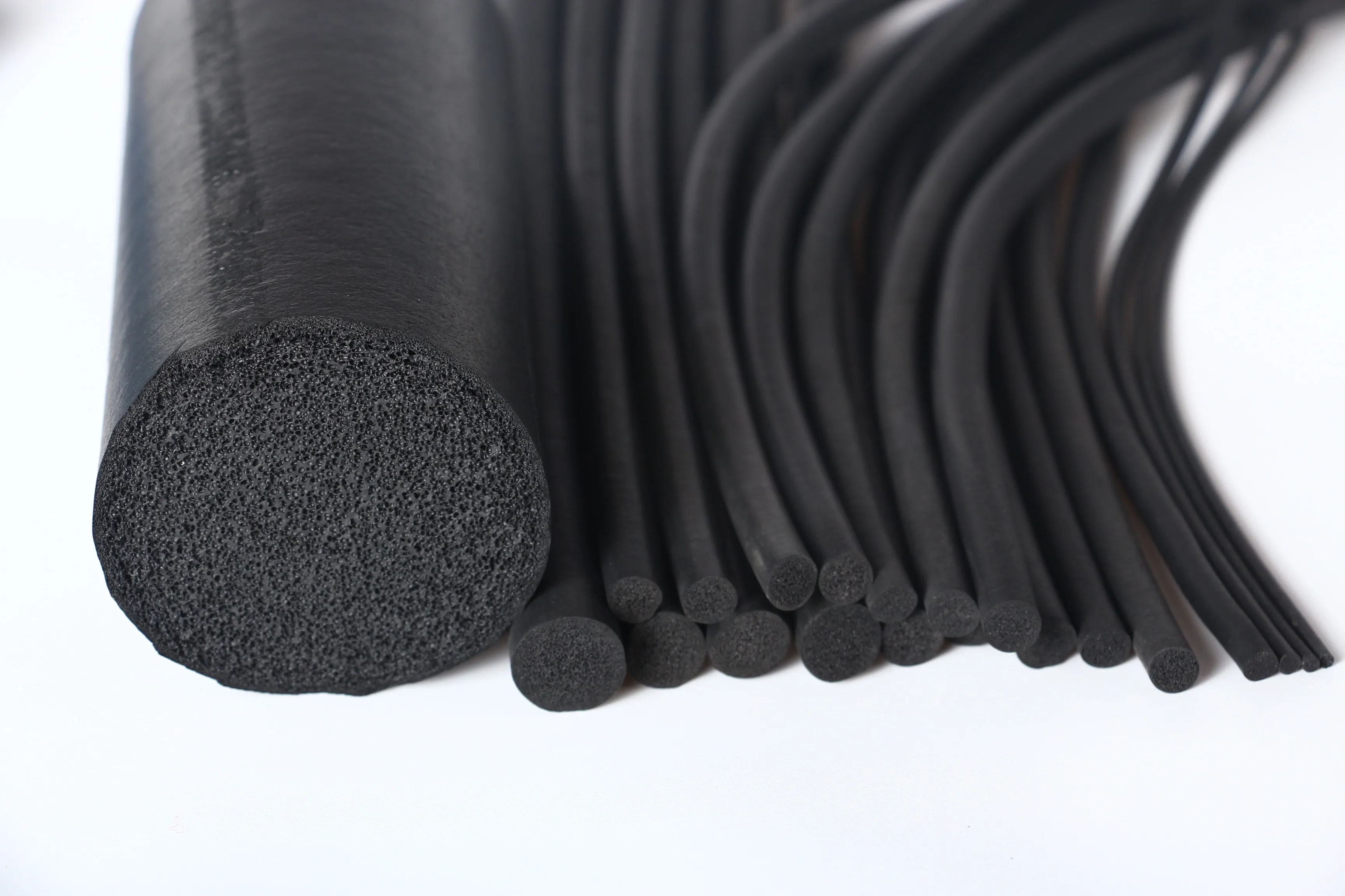 Elastic EPDM rubber O ring Sponge  cord round foam rubber bar 6.5mm