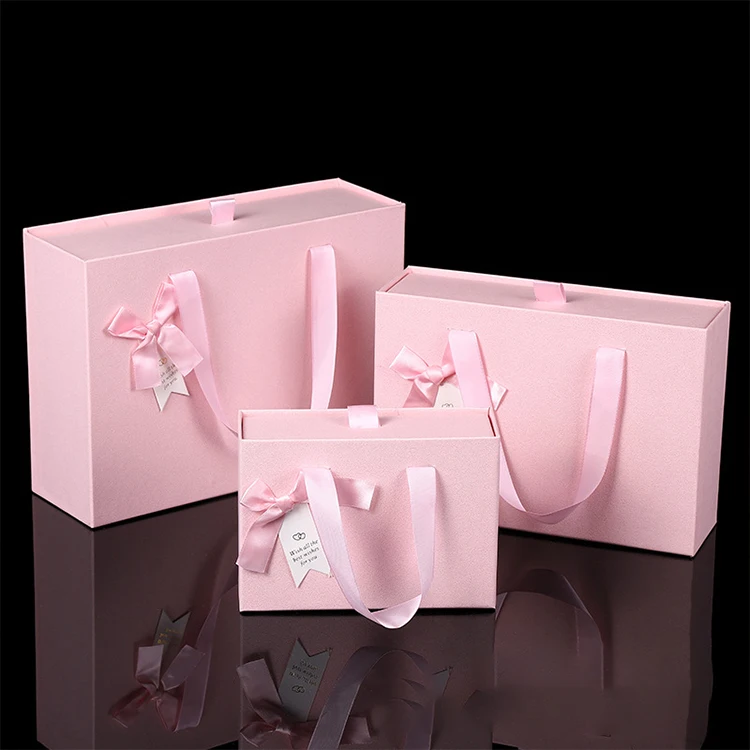 Cardboard Gift Box Luxury Gift Box With Ribbon Handle Magnetic Closure Folding Happy Birthday Gift Box