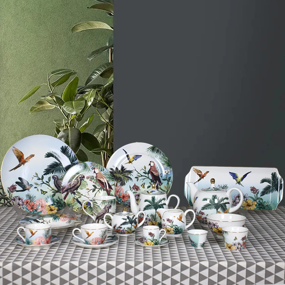 Wholesale Porcelain Dinner Sets Ceramic Plate Elegant Serving Dishes Luxury Ceramic Plate For Wedding Restaurant