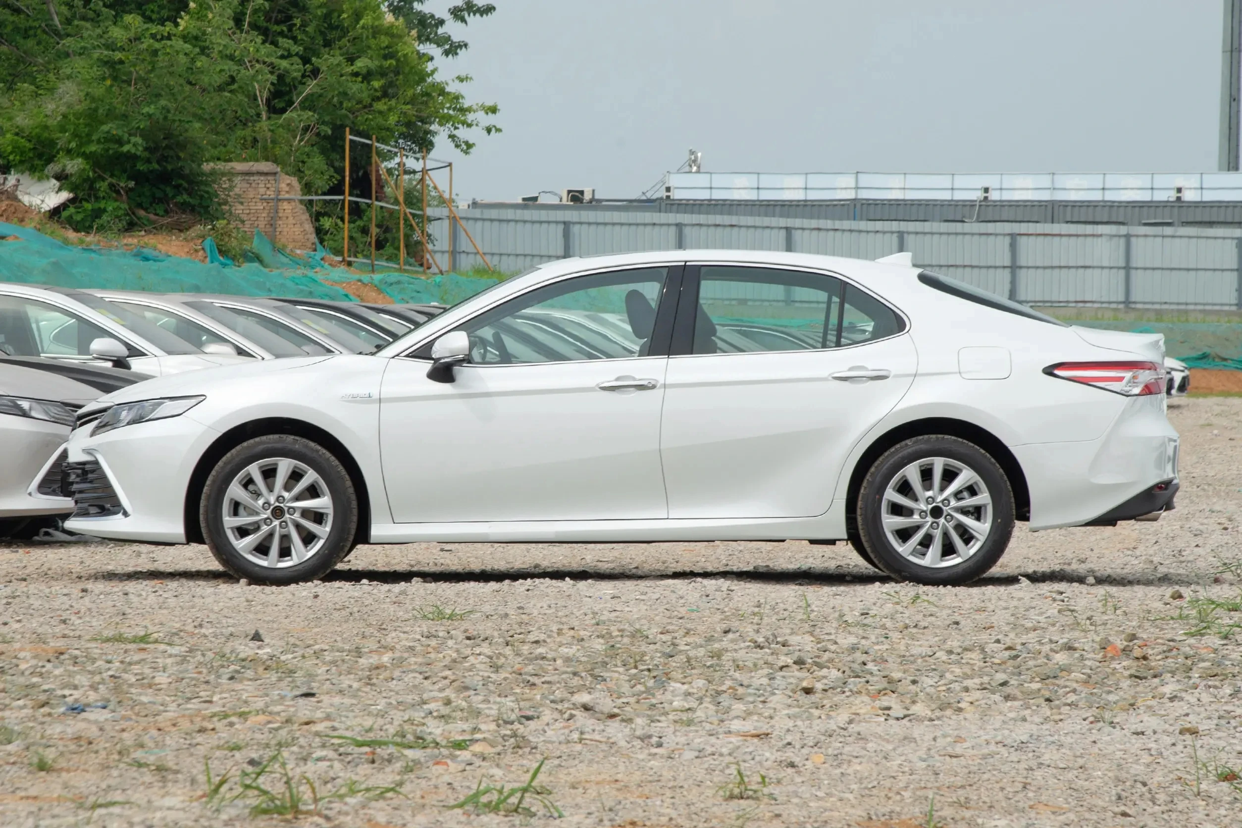 2022 2.5T 8 speed automatic manual gearbox Camry dual engine Chinese new cars