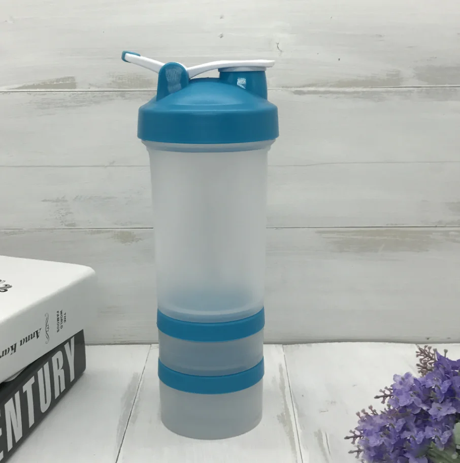Wholesale 600ml plastic eco friendly protein shaker water bottle with pill container shaker bottle Custom Logo With Mixer Ball