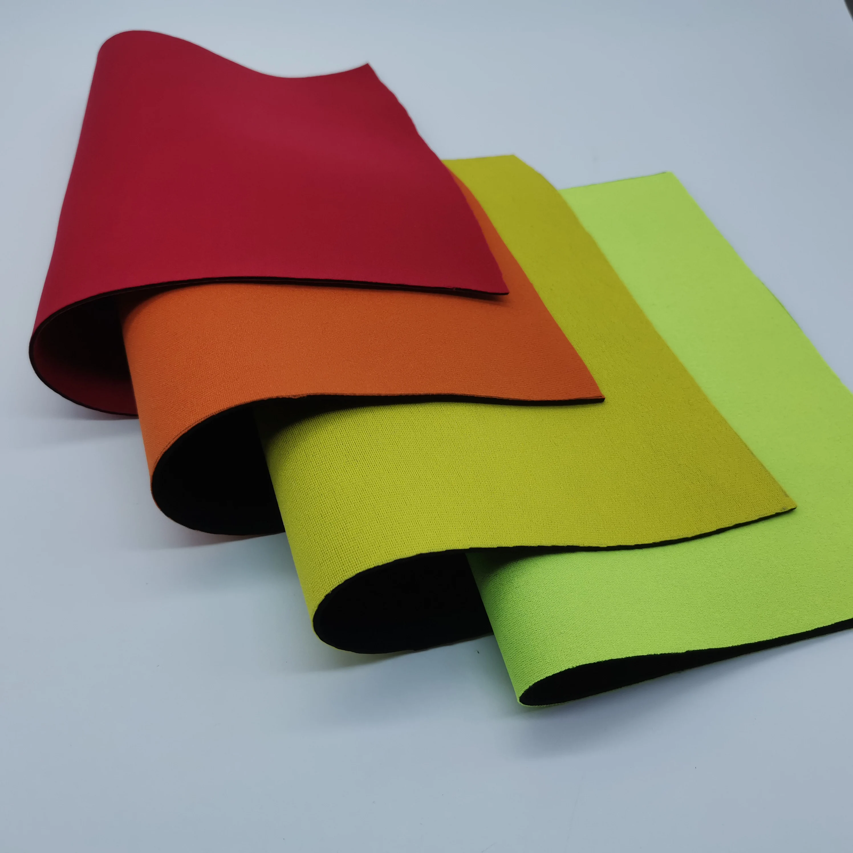 Soft SBR Rubber Fabric Nylon Polyester Neoprene Wholesale Colorful Pattern 3mm 7mm Neoprene Fabric For Dress Sports Bag On Sale