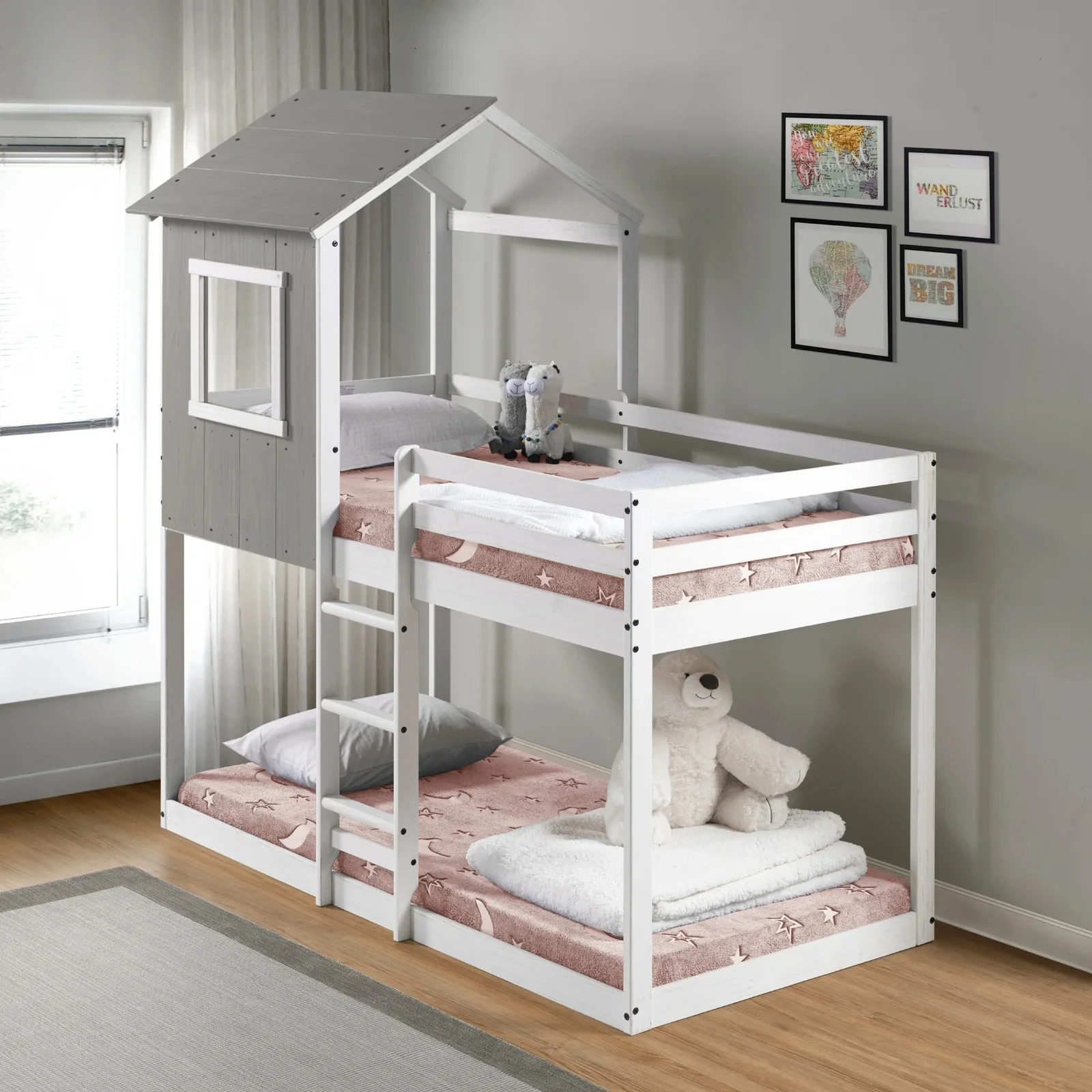 Sturdy solid construction rustic distressed non-toxic finish bed room furniture bunk bed wooden furniture solid wood bed