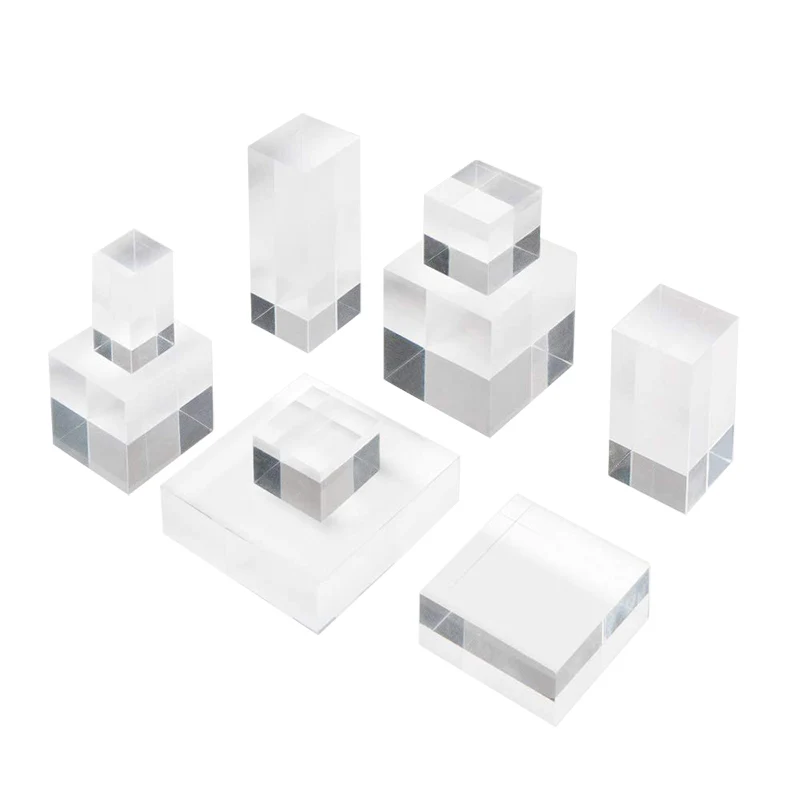 Custom Solid Acrylic Cube Clear Acrylic Jewelry Plinths Display Stand Set