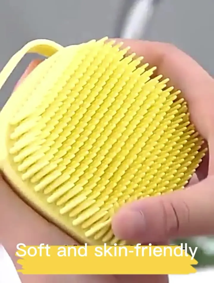 Best Sale Pretty Dog Shower Brush Massage Tools For Dog and Cats Soft Safety Silicone Pet Dog Bath Brush