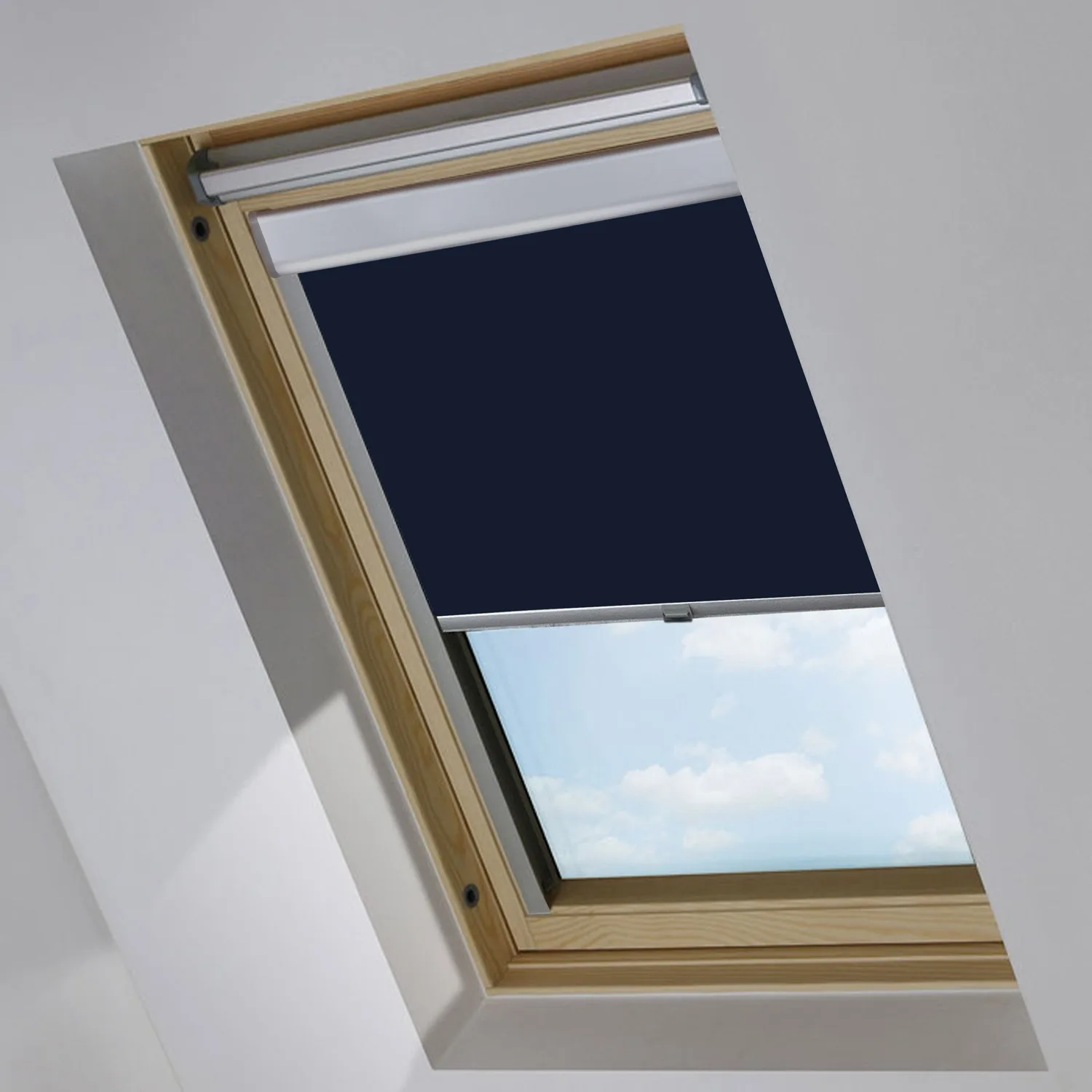 UV-resistant roller blind sloping roof Blackout custom size skylight curtain with side track