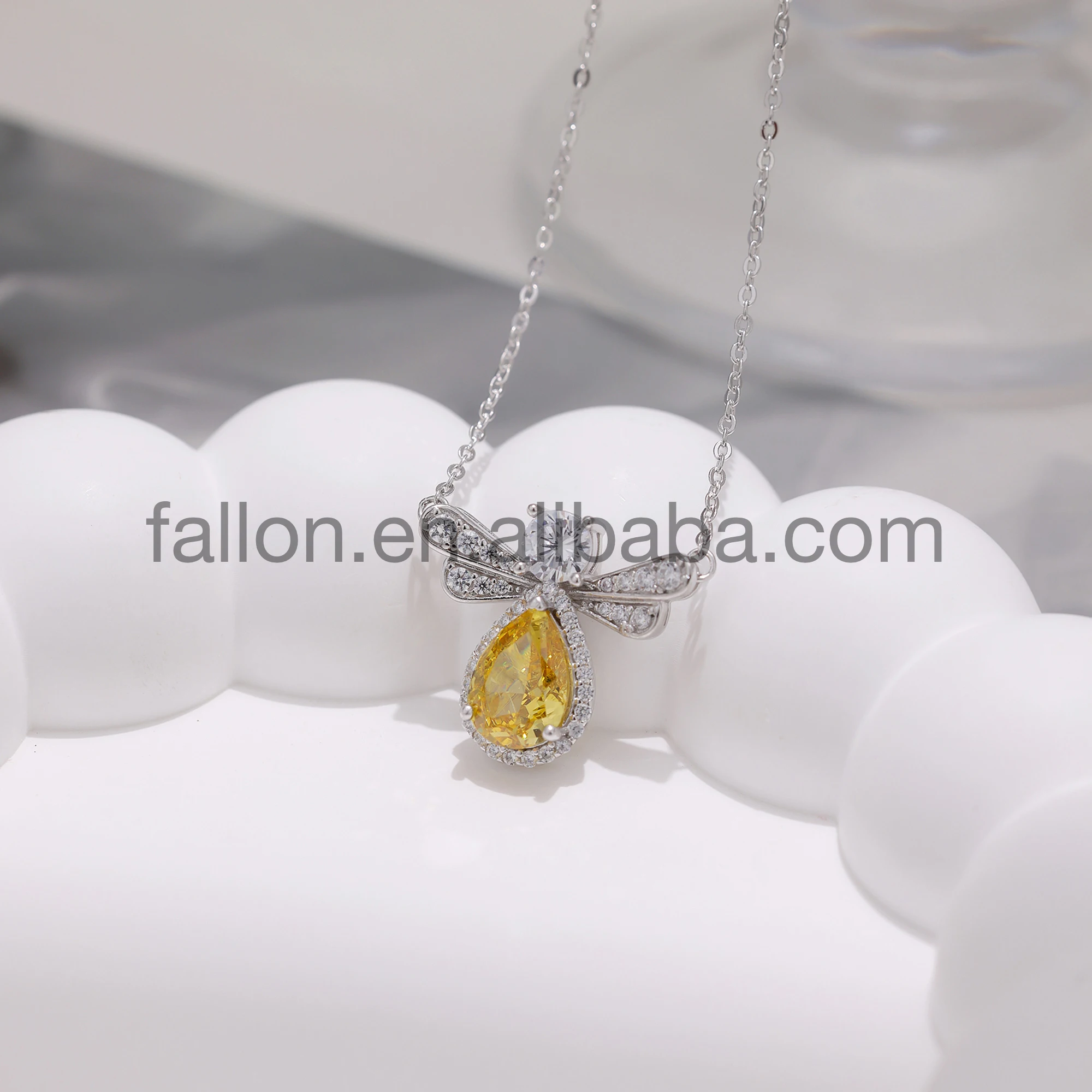 S925 5A+ CZ Stone Yellow Shiny Zircon Cute Bee Shape  White Gold Plated Sterling Silver Pendant Necklace