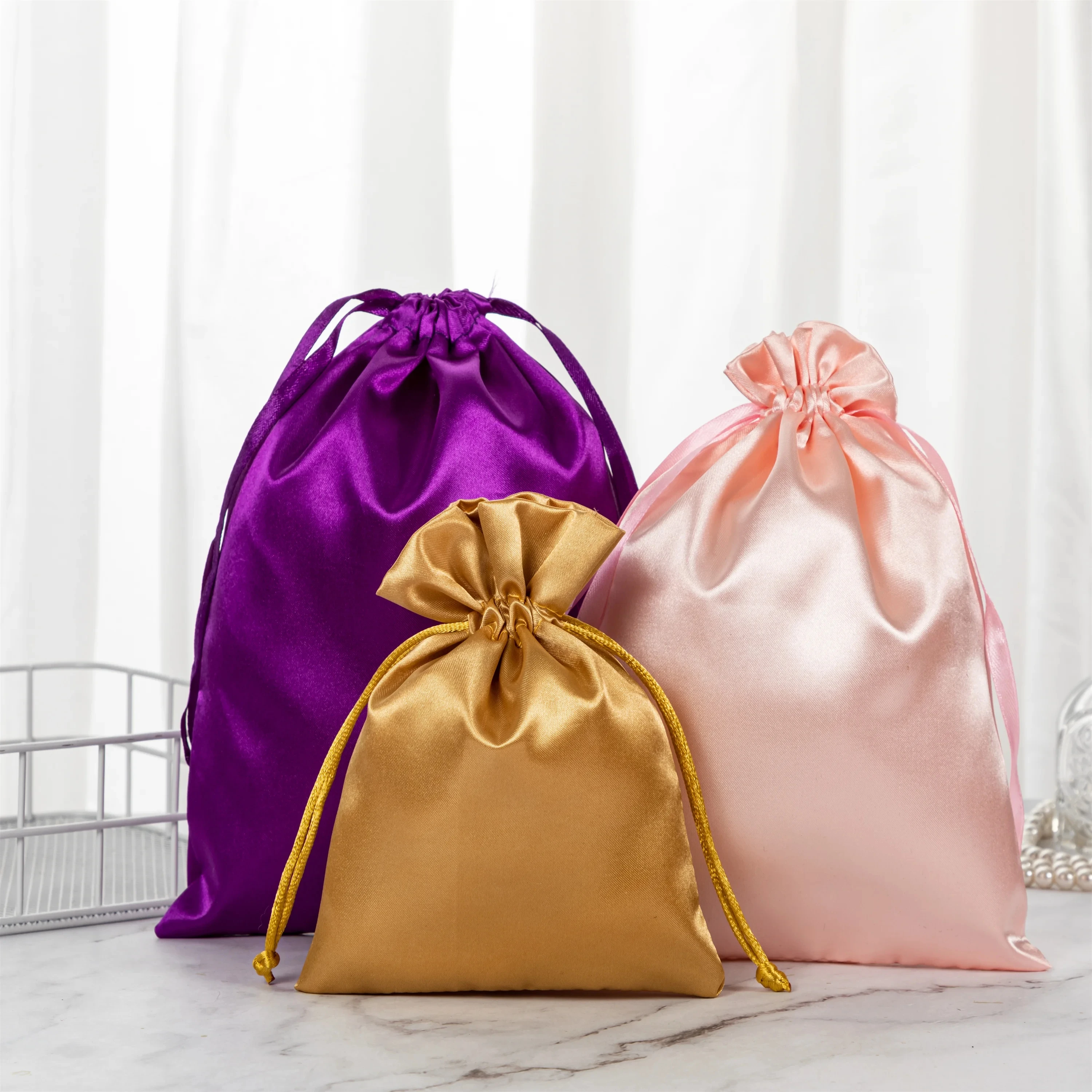 customized luxurious satin  ribbon drawstring pouch satin lining satin bags with logo