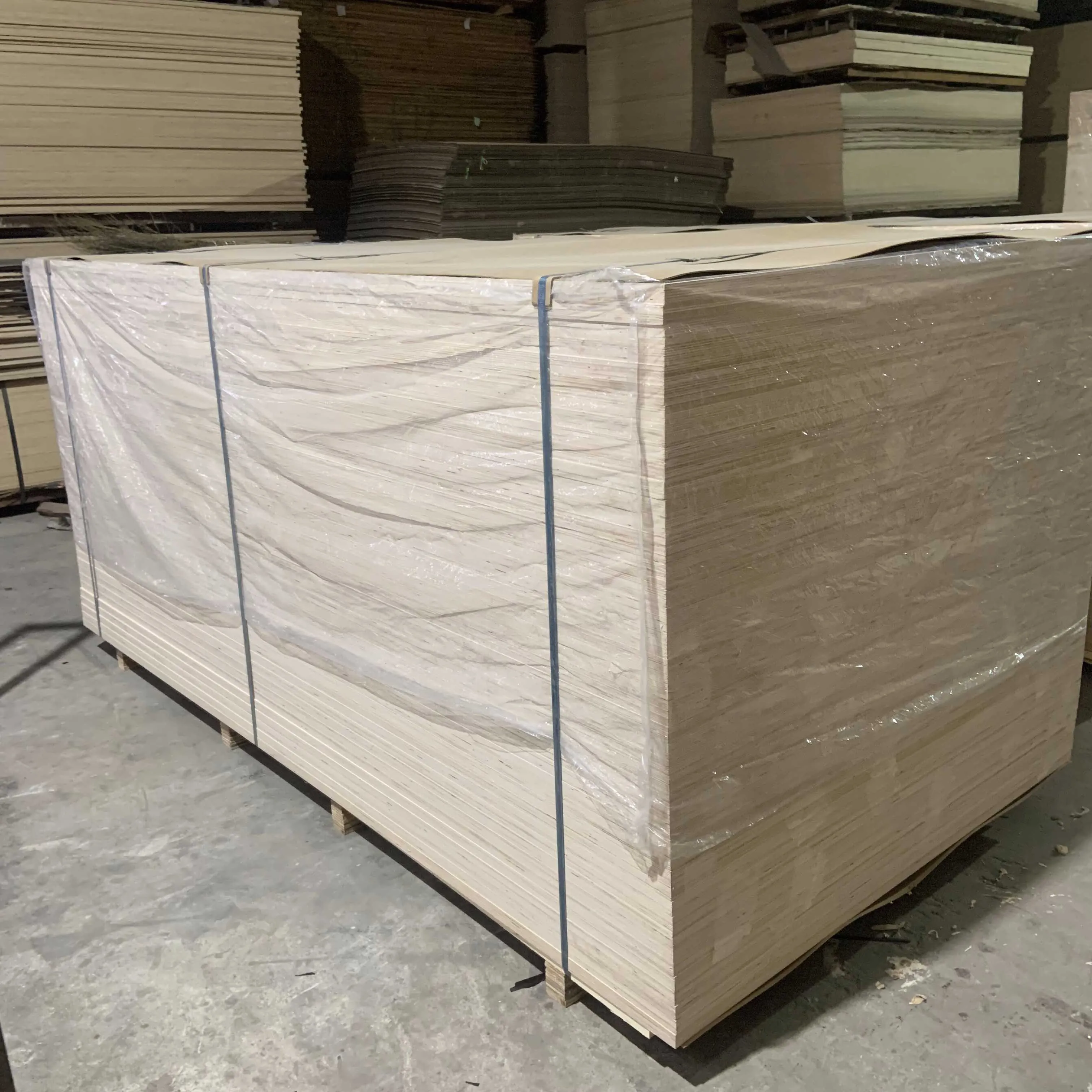 100% Full Birch Plywood Sheet 4x8 12mm WBP Marine Plywood Sheet For Furniture Decor