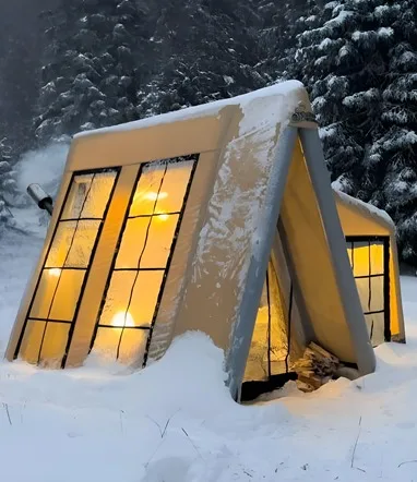 Weatherproof Outdoor Camping Multiplayer Tent Large Inflatable House Tent For Camping