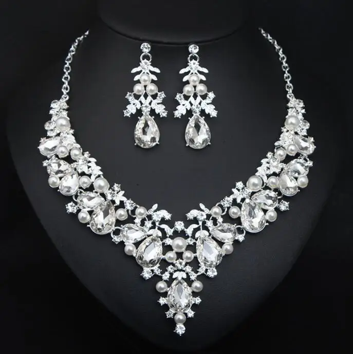 big necklace set