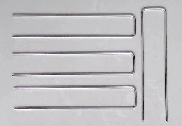 High Quality Garden Pegs Galvanised Steel Landscape Staples Strong U-Shaped Ground Stakes for Artifical Grass and Netting