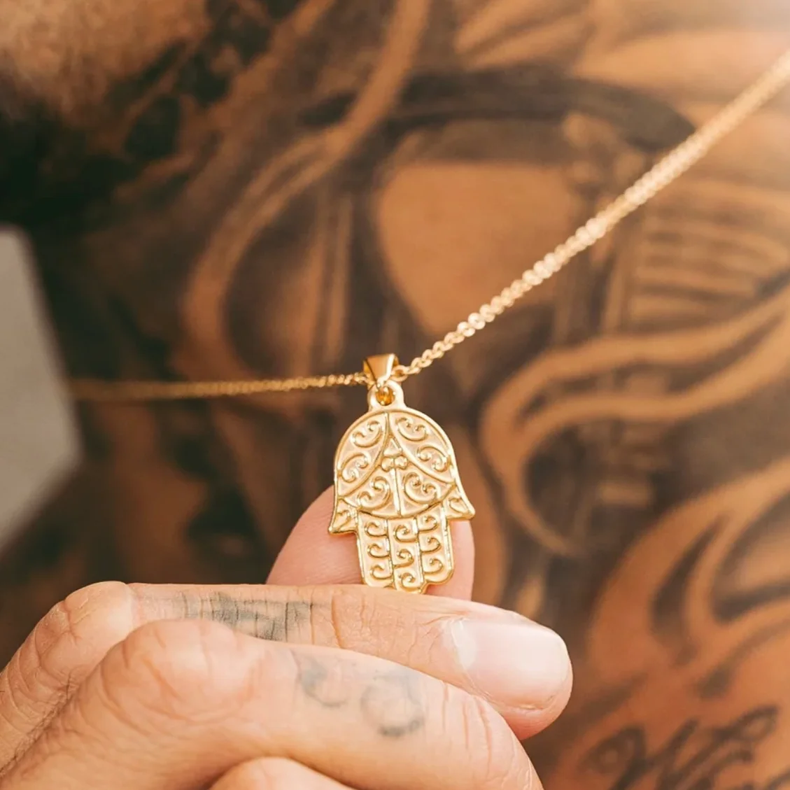 Custom Jewelry Manufacturer Statement Judah Lion Pendant PVD 18k Gold Zeus Coin Hamsa Pendant Necklace King Tut Layered Necklace