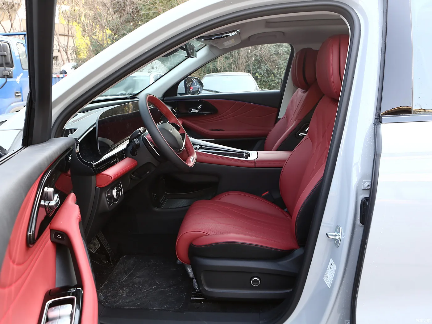 Best Selling Hot Product Used Cars SUV Vehicles Five Seaters Cars Fuel Car S-te-llar 2023 400T 2WD Ready Made in China Carro