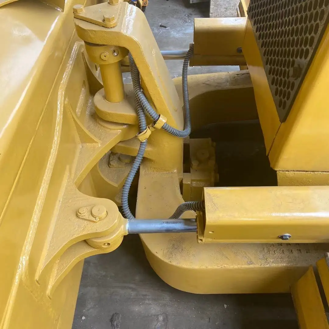 Japan surplus catepilar D5M bulldozer used D4 D5 D6 D7 D8 with low price