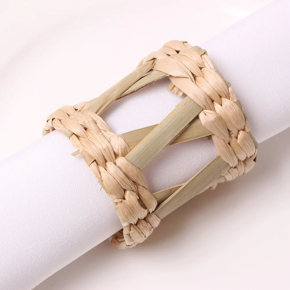 Natural material bamboo woven napkin ring water hyacinth woven napkin cover high-end restaurant table decoration
