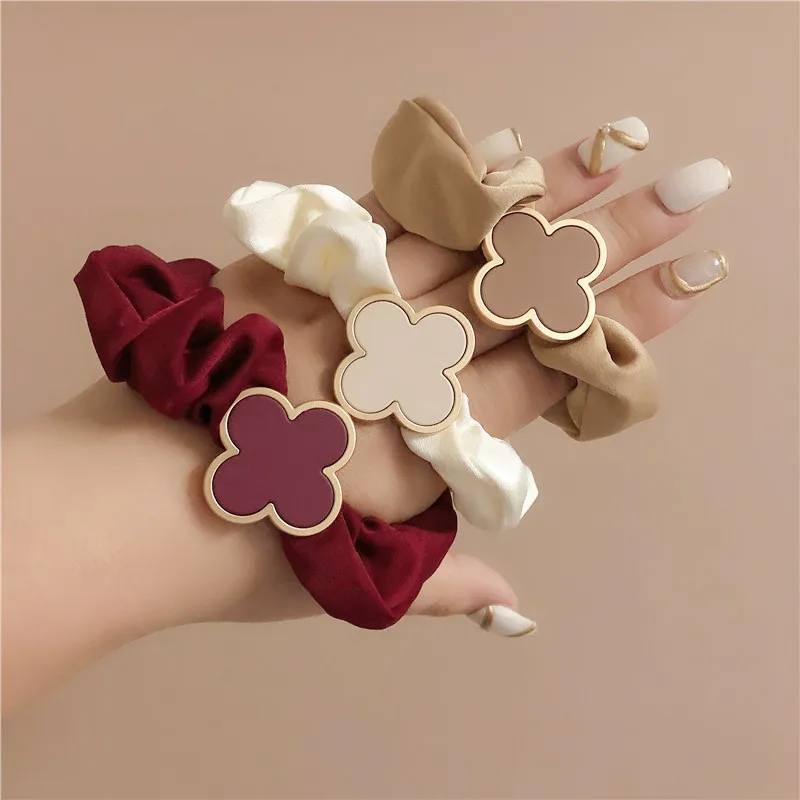 Korean Four Leaf Clover Scrunches Personality Trend Stretchy Hair Scrunches Hot Selling Flower Scrunches Hair Accessories