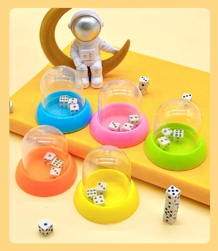 Table game decompression parent-child plastic creative mini sieve cup dice kindergarten gift toy wholesale