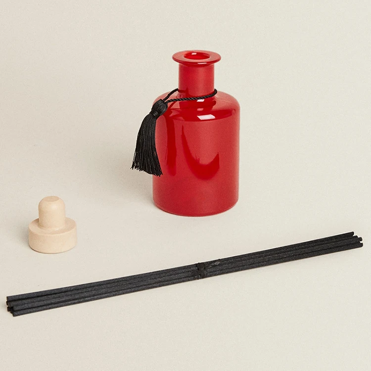 True Scent Wholesale Luxury Packaging Diffuser Glass Bottles Air Freshener Scent Fragrance Oil Aroma Reed Diffuser