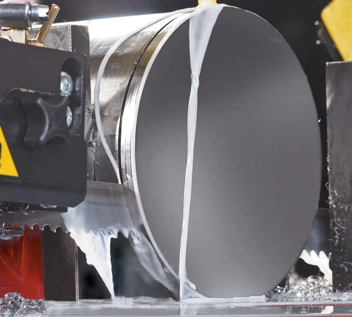 Производство Китай конкурентоспособная цена M42 арматура и ленточная режущая пила для нержавеющей стали легированной ленточной пилой