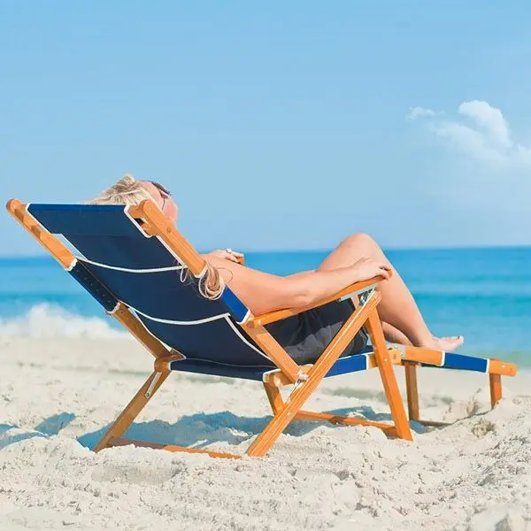  2021 New Customized Color Hotel Swimming Pool Outdoor Solid Wood Long Leisure Lounge Chairs Beach With