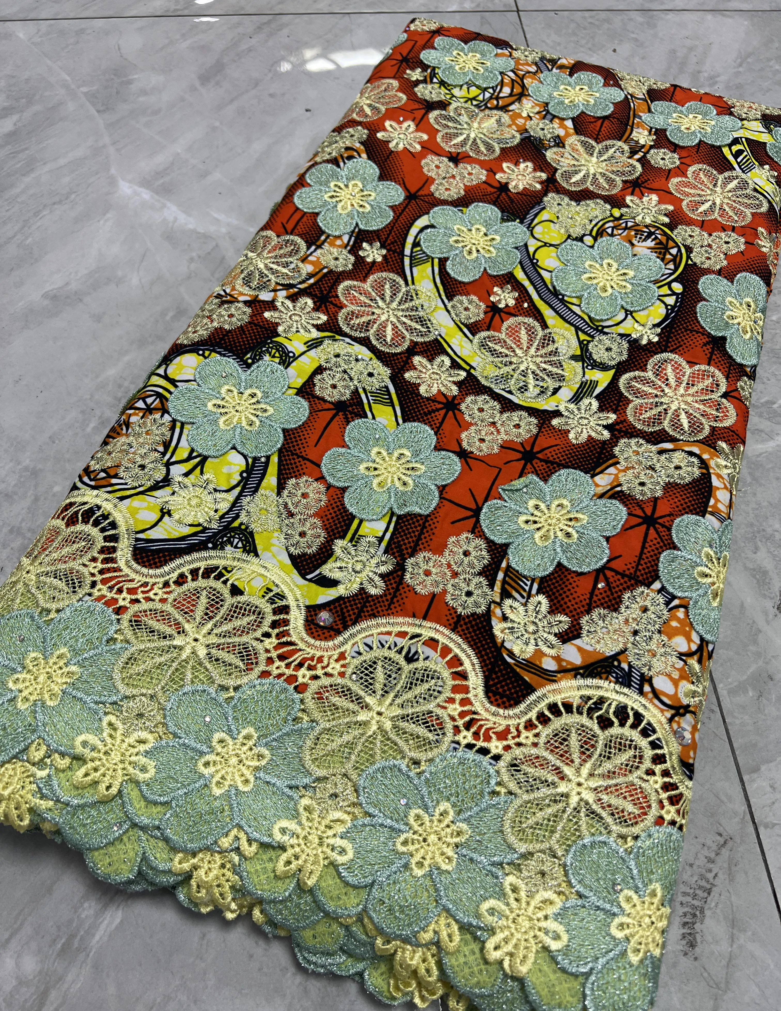 2024 African Wax Lace wax Fabric Embroidery Lace Sewing Sequins Prints Ankara wax Fabric For Wedding Dress 5 yards