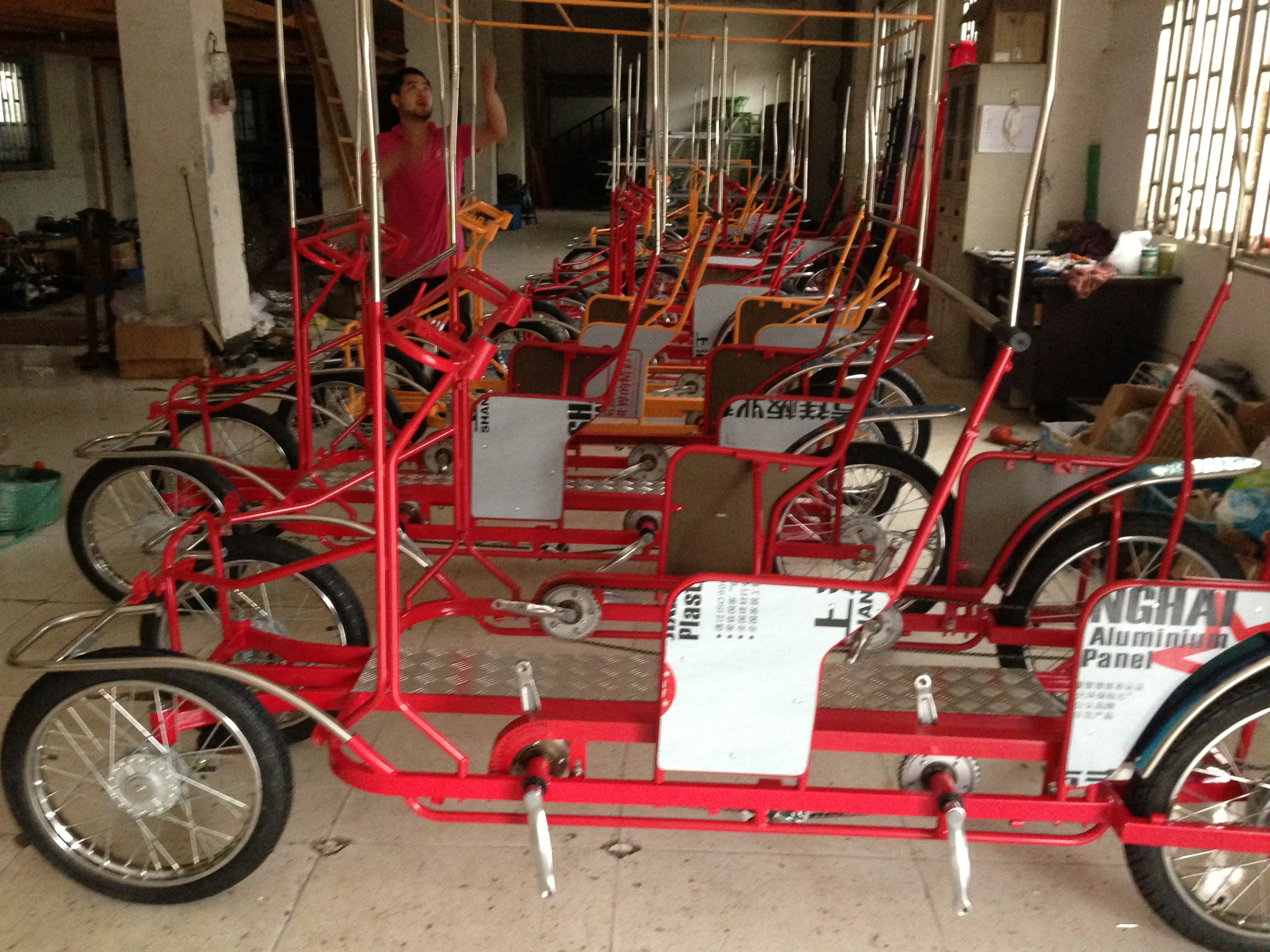 manufacturer classic  6PERSONS ELECTRIC   SURREY BIKE   FUN QUADRICYCLE