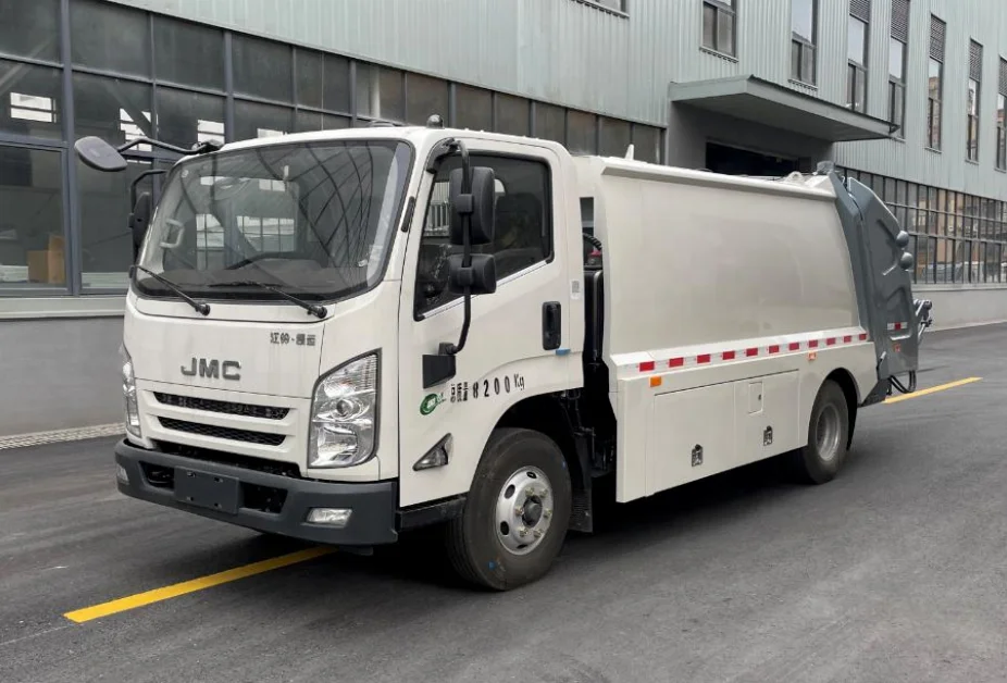 Hot selling items garbage compactor 4x2  compression vehicle garbage  collection vehicle