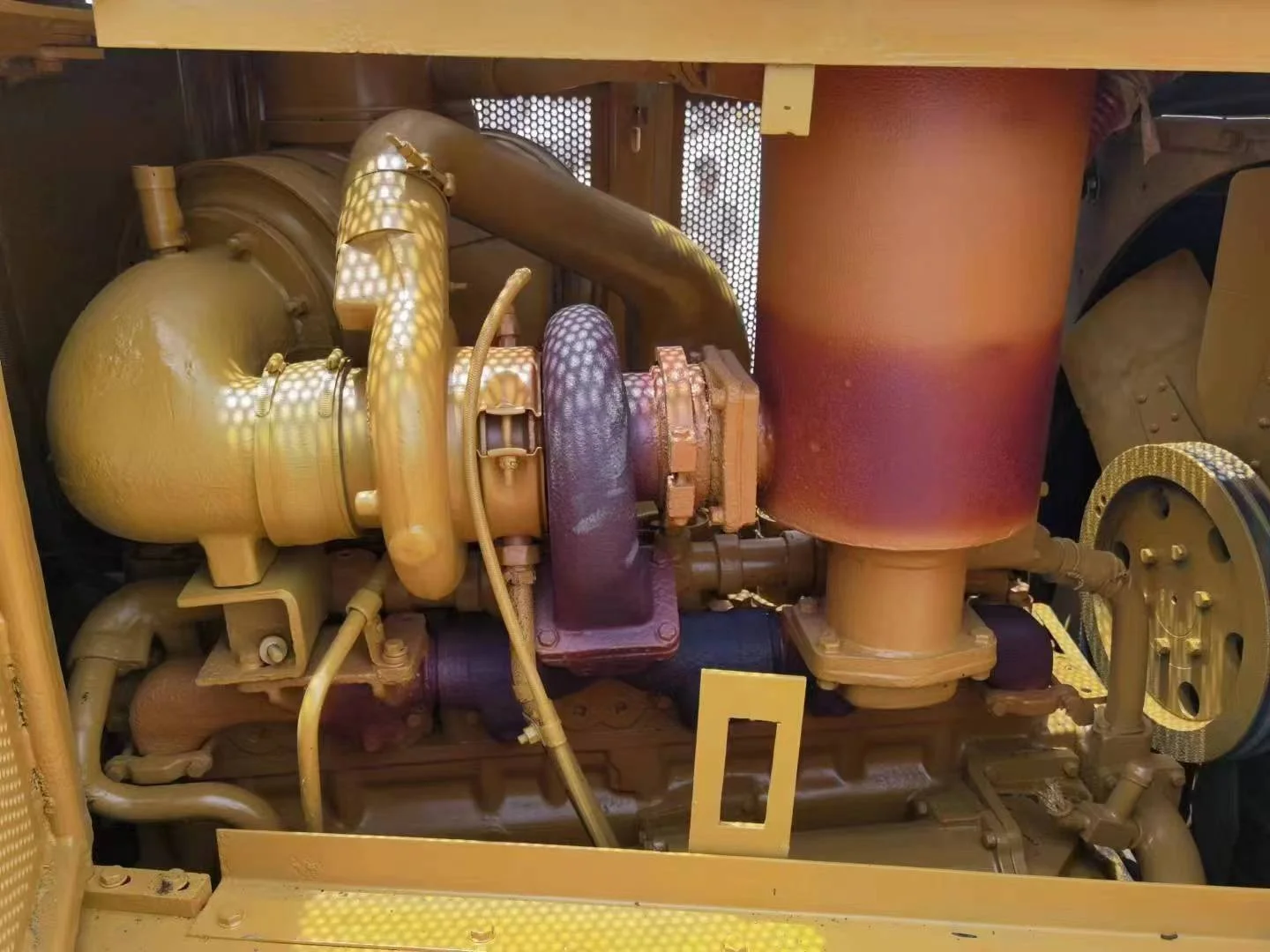 Used Bulldozer D8R Second Hand Outstanding Crawler Bulldozer D8K D9R Able To Be Bought