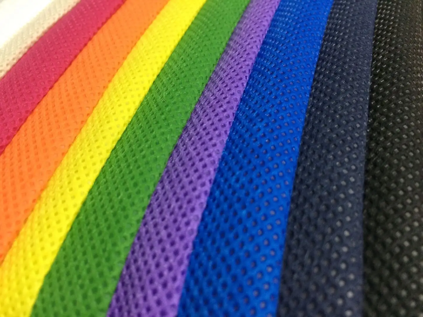 PP nonwoven mattress spring pocket sofa bed interlining white rolls mattress spring cover sofa lining white bedding