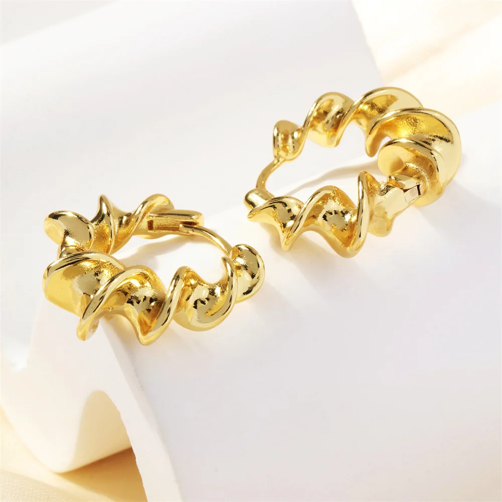 Creative Thread Design Irregular Twist Hoop Earrings Brass Gold Plated Piercing Earrings European And American Women Jewelry