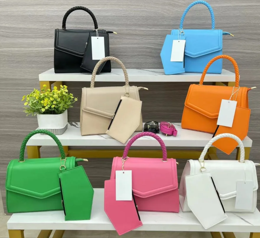 Wholesale Trendy Famous Brand 2 pieces Fashion Sling Bag 2023 Popular Candy Luxury Designer Messenger Bag